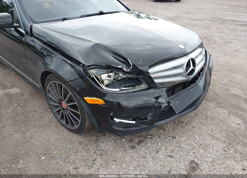 2013 MERCEDES-BENZ C CLASS VIN: WDDGF4HB2DR247957