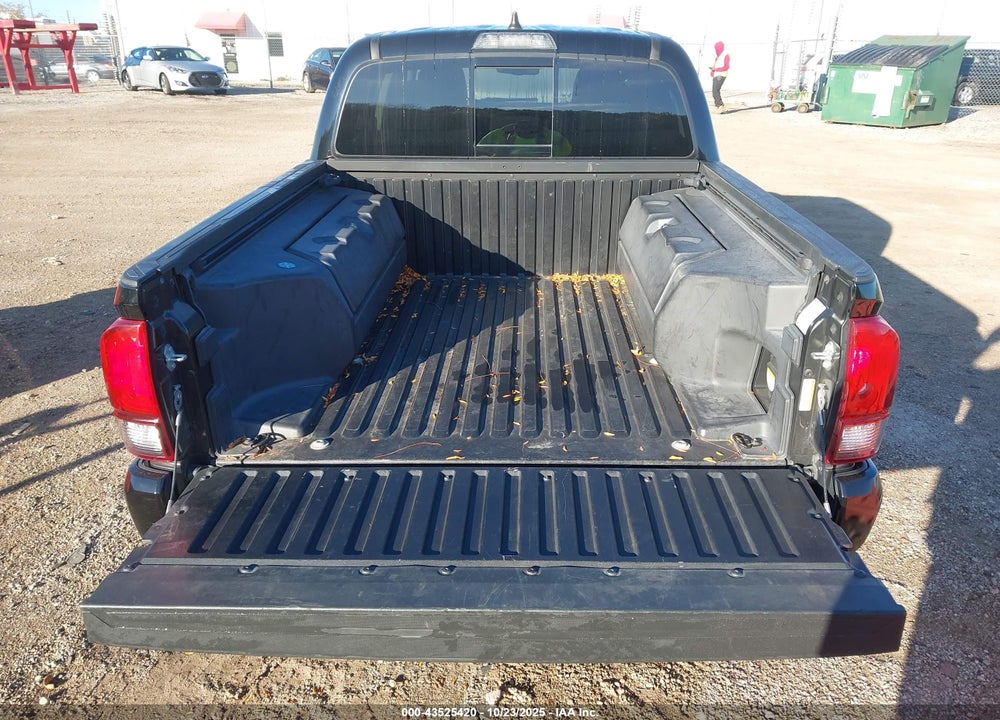 2022 TOYOTA TACOMA SR5 V6 VIN: 3TMCZ5AN4NM477352