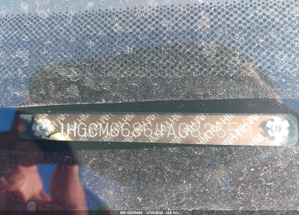 2004 HONDA ACCORD 3.0 EX VIN: 1HGCM66864A082559