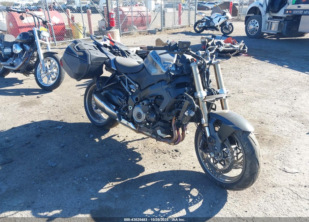 2025 SUZUKI GSX1000 GT/GT+ VIN: JS1EK12B0S7100205