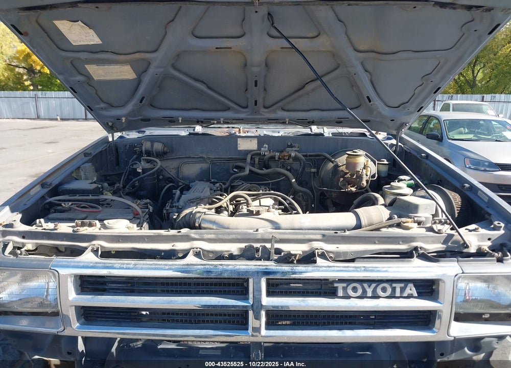 1987 TOYOTA 4RUNNER RN60 VIN: JT4RN62D4H0151012