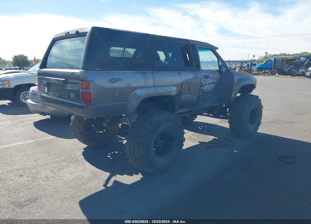 1987 TOYOTA 4RUNNER RN60 VIN: JT4RN62D4H0151012