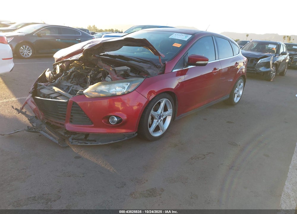 2014 FORD FOCUS TITANIUM VIN: 1FADP3N27EL247939