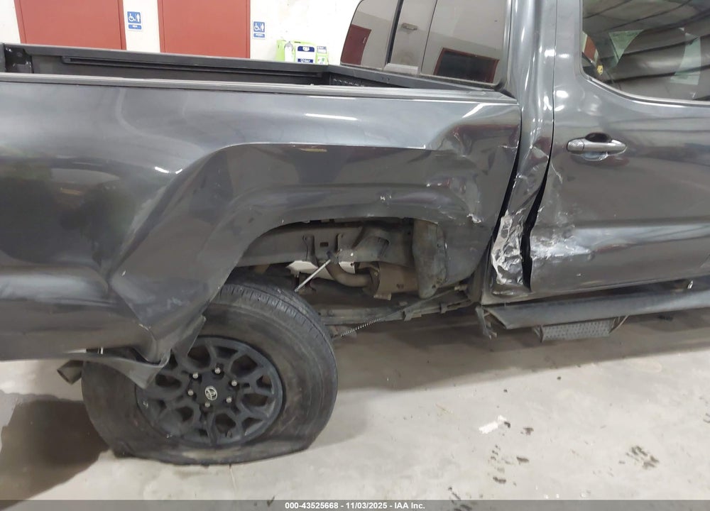 2022 TOYOTA TACOMA SR V6 VIN: 3TMCZ5AN0NM527132