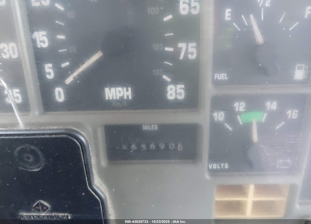 1998 INTERNATIONAL 4000 VIN: 1HTSCABM5WH528734