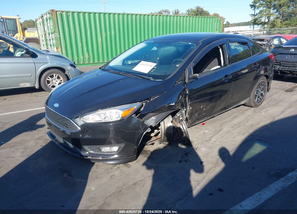 2015 FORD FOCUS SE VIN: 1FADP3F24FL311063