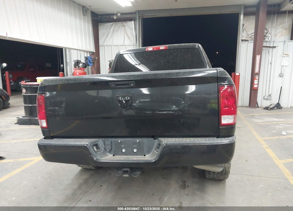 2018 RAM 1500 EXPRESS 4X2 5'7 BOX VIN: 3C6RR6KTXJG264449