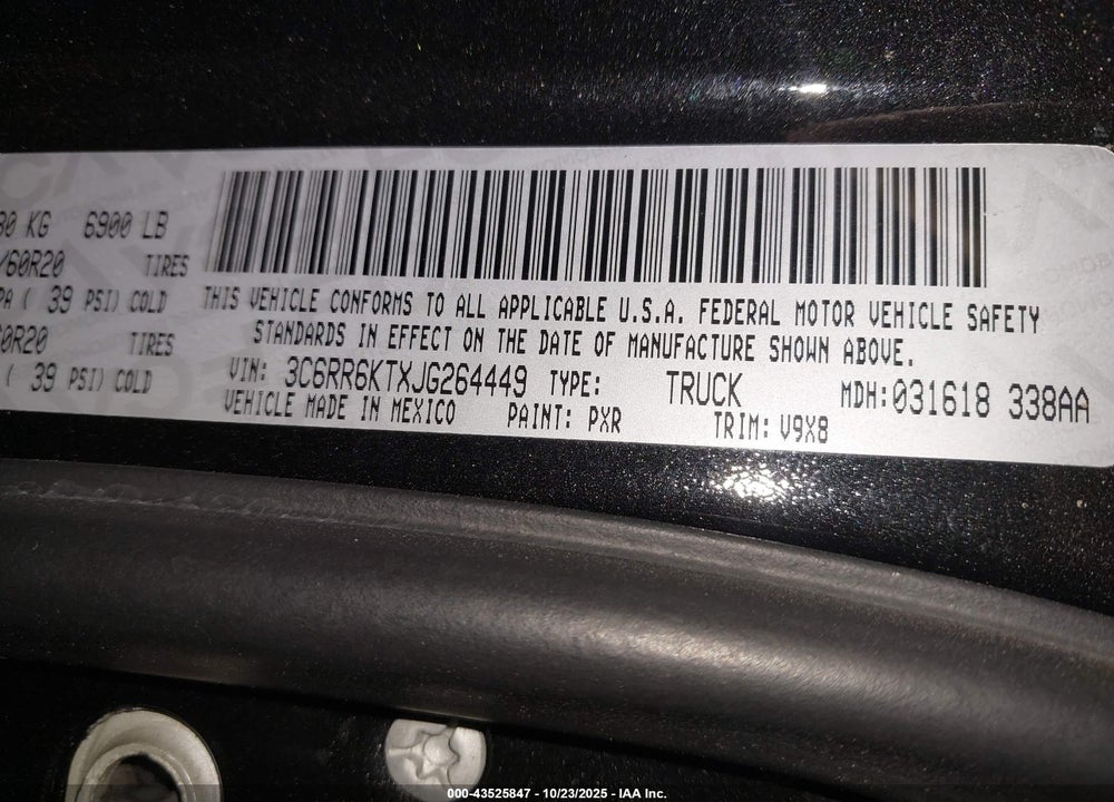 2018 RAM 1500 EXPRESS 4X2 5'7 BOX VIN: 3C6RR6KTXJG264449