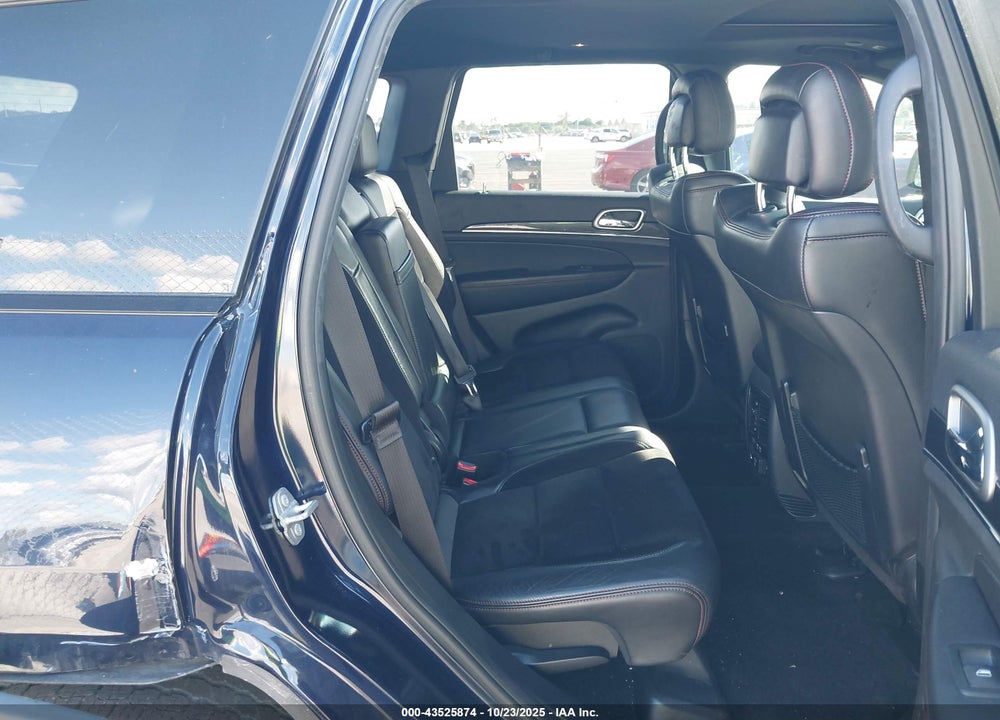 2018 JEEP GRAND CHEROKEE VIN: 1C4RJFLG5JC103995