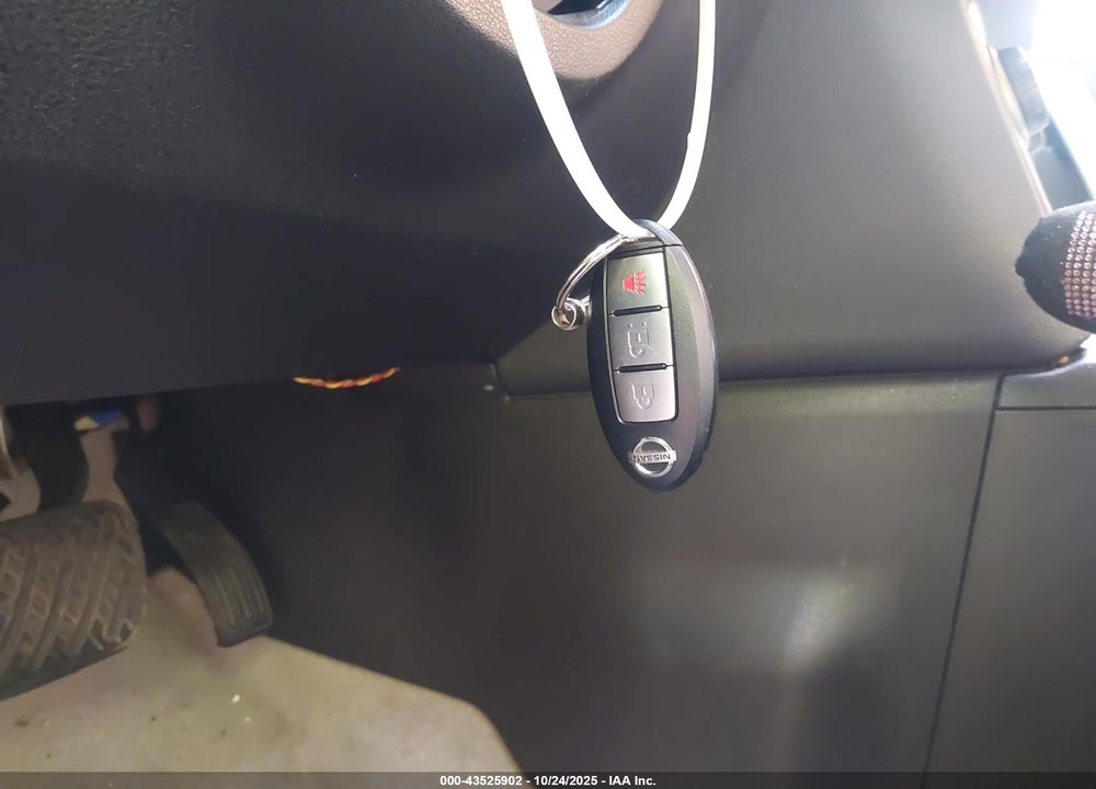2013 NISSAN ROGUE SV W/SL PKG VIN: JN8AS5MV5DW134818