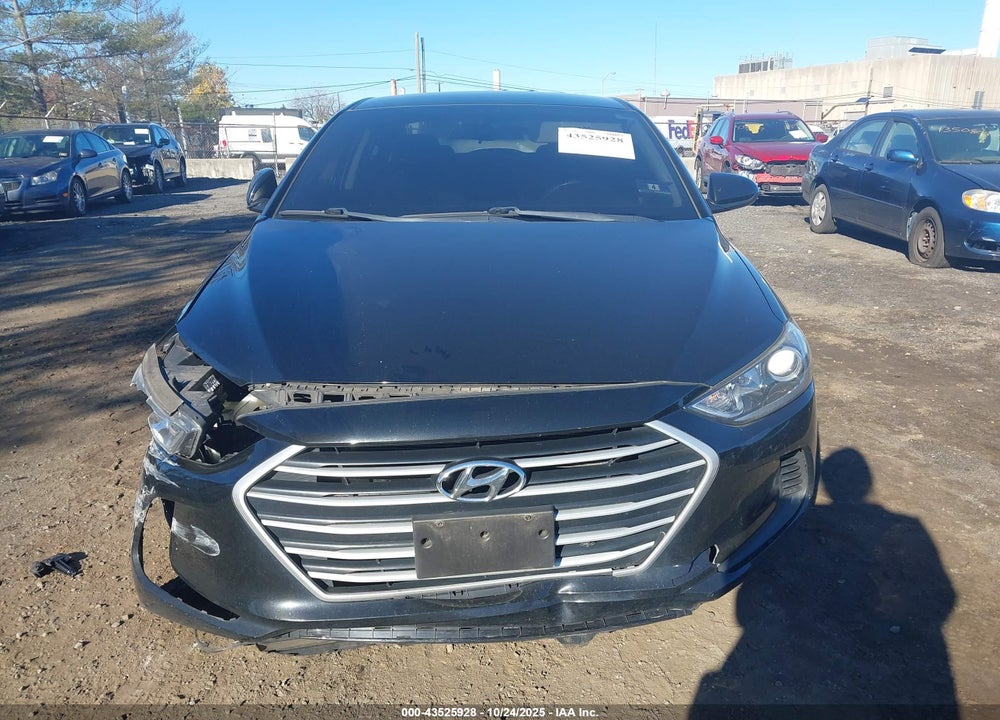 2018 HYUNDAI ELANTRA SEL VIN: 5NPD84LF1JH386319