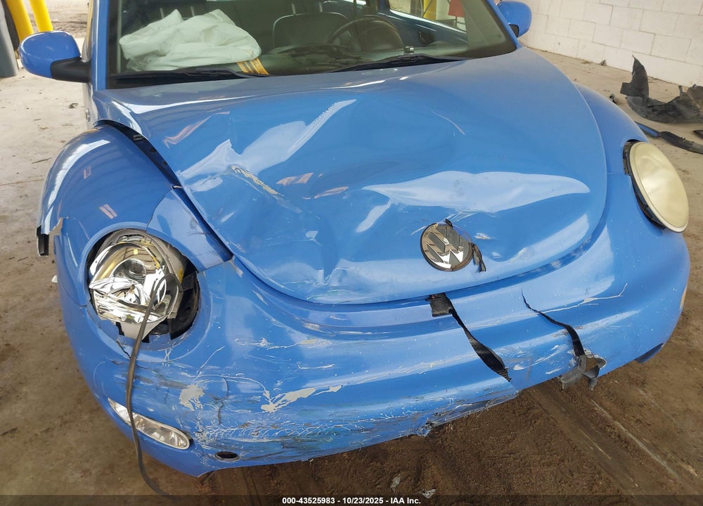 2001 VOLKSWAGEN NEW BEETLE GLS 1.8L TURBO VIN: 3VWCC21C81M416849