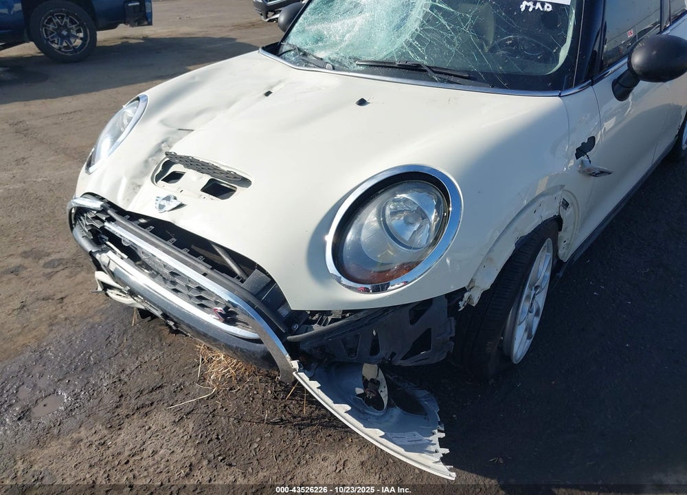 2016 MINI HARDTOP COOPER S VIN: WMWXU3C57G2D28283