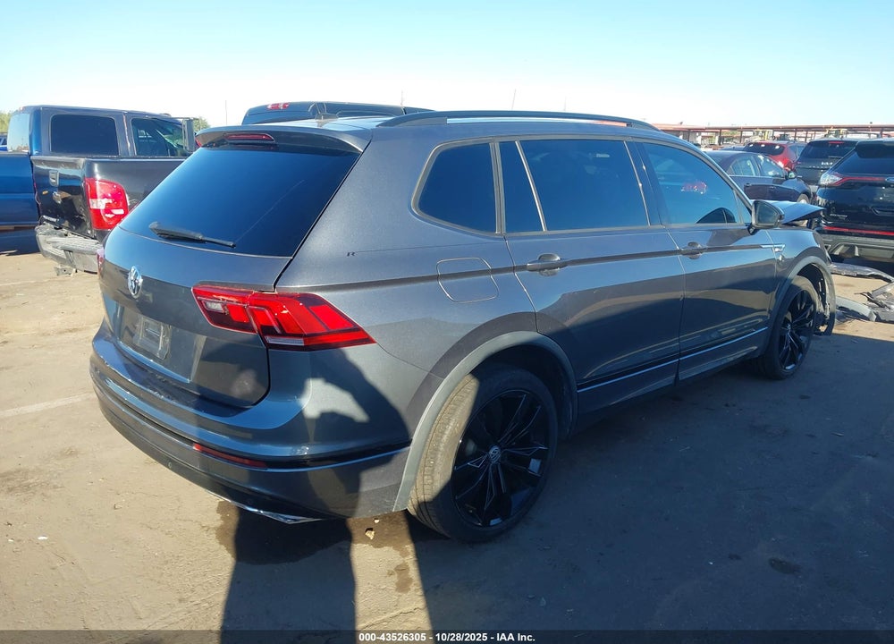 2021 VOLKSWAGEN TIGUAN VIN: 3VV3B7AX1MM011542
