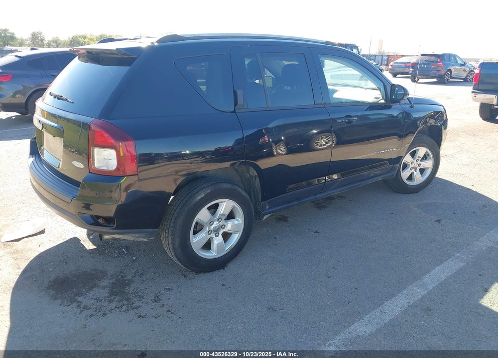 2016 JEEP COMPASS LATITUDE VIN: 1C4NJCEA7GD792625