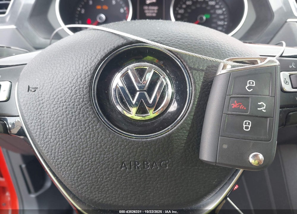 2019 VOLKSWAGEN TIGUAN 2.0T SE/2.0T SEL/2.0T SEL R-LINE/2.0T SEL R-LINE BLACK VIN: 3VV2B7AX8KM077045