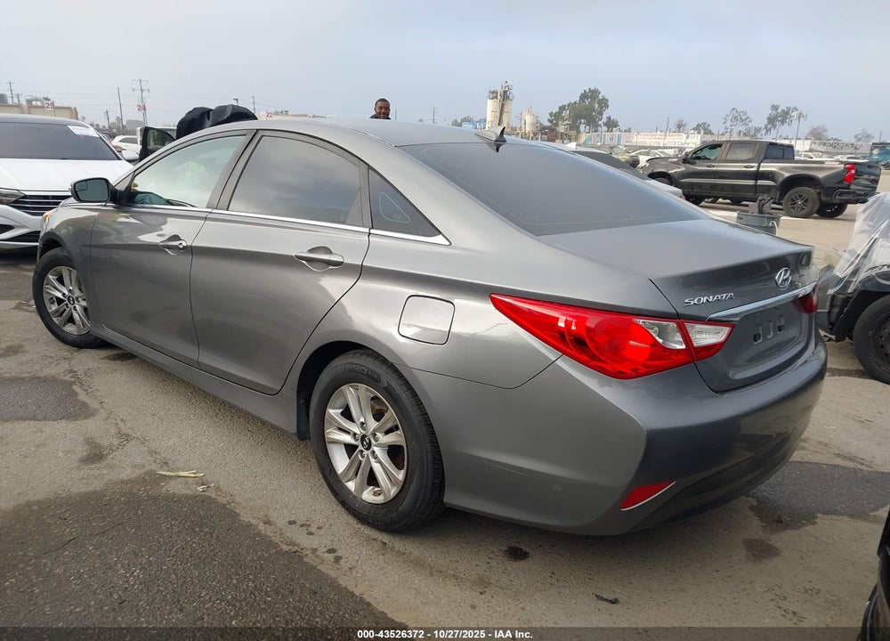 2014 HYUNDAI SONATA GLS VIN: 5NPEB4AC1EH908550