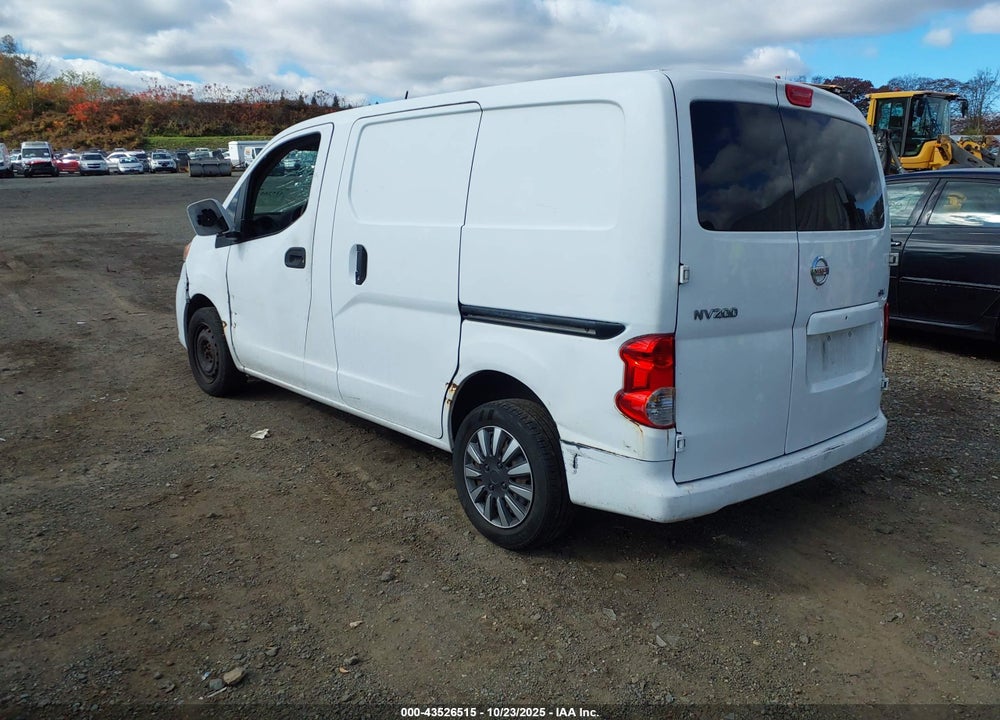 2015 NISSAN NV200 SV VIN: 3N6CM0KN7FK709873