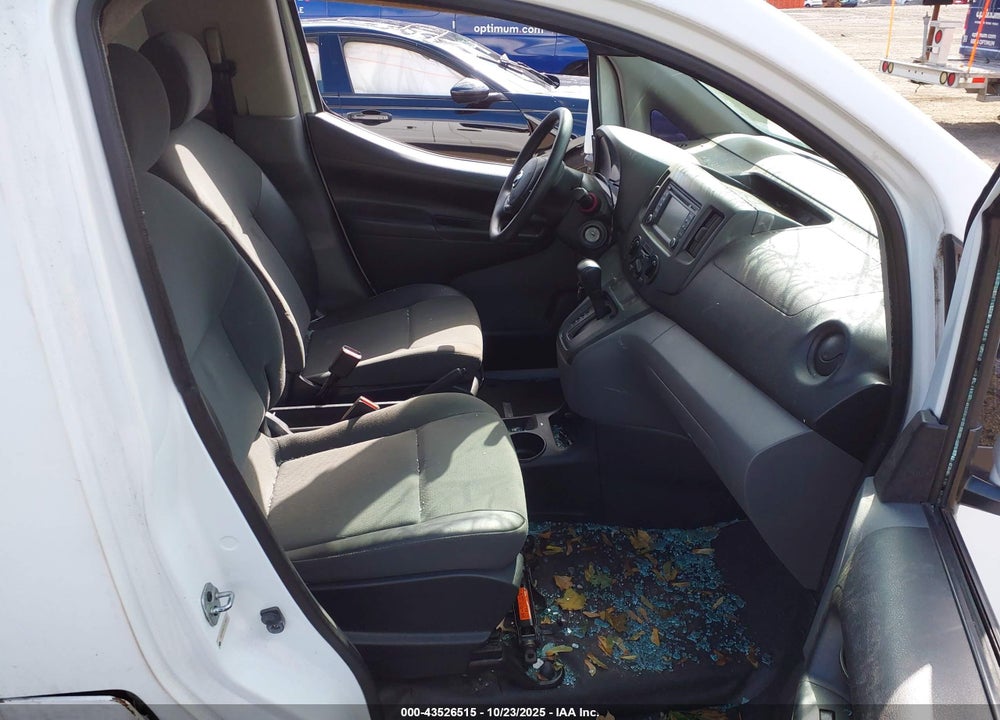 2015 NISSAN NV200 SV VIN: 3N6CM0KN7FK709873