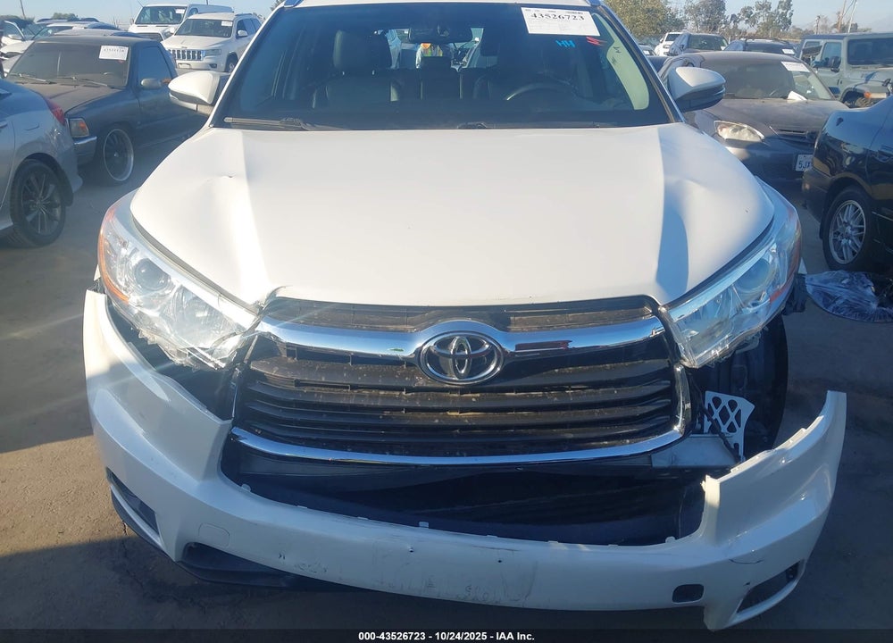2014 TOYOTA HIGHLANDER XLE V6 VIN: 5TDKKRFH5ES016431