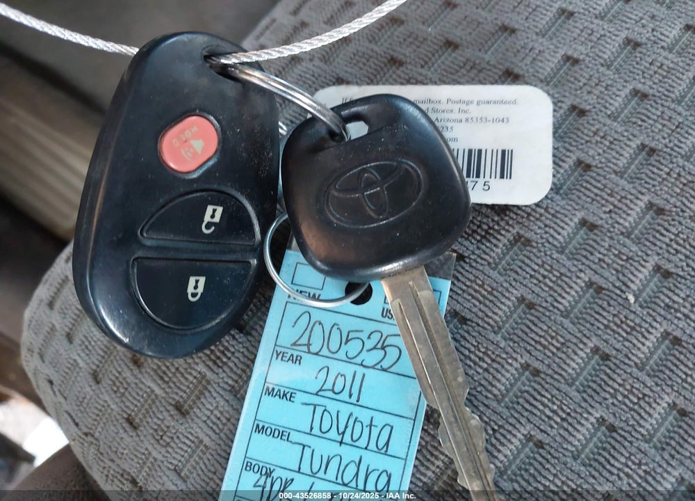 2011 TOYOTA TUNDRA VIN: 5TFRY5F12BX101824