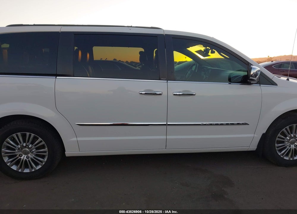 2013 CHRYSLER TOWN & COUNTRY TOURING-L VIN: 2C4RC1CG5DR711623