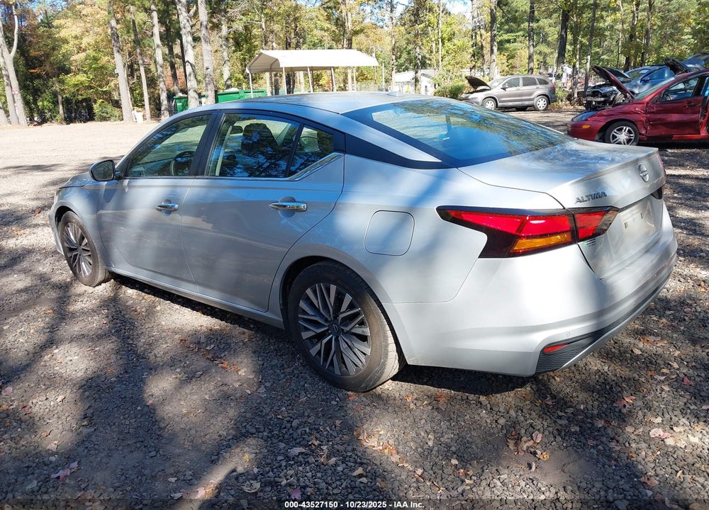 2023 NISSAN ALTIMA SV FWD VIN: 1N4BL4DV3PN332949