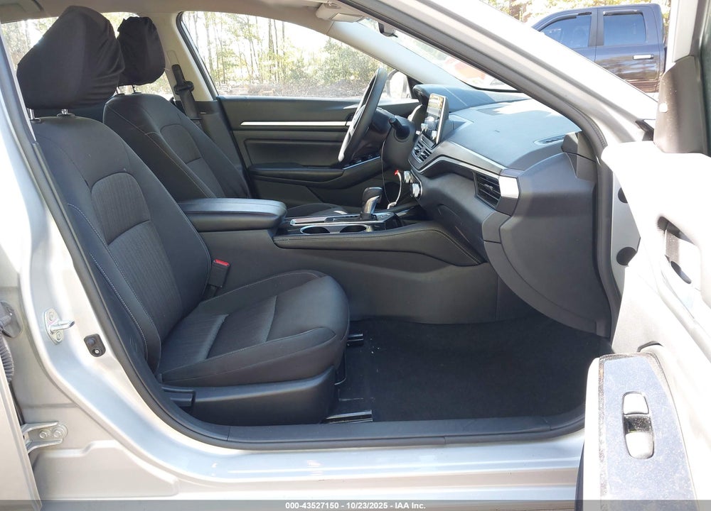 2023 NISSAN ALTIMA SV FWD VIN: 1N4BL4DV3PN332949