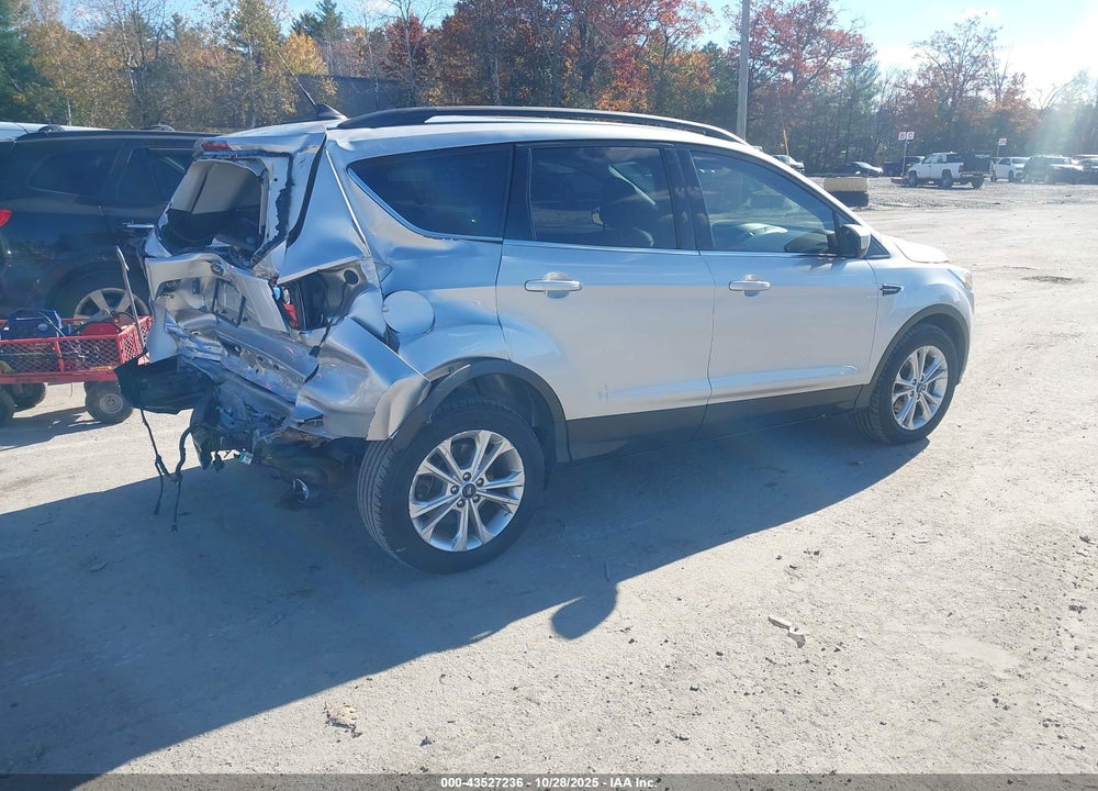 2018 FORD ESCAPE SEL VIN: 1FMCU9HD2JUD32816