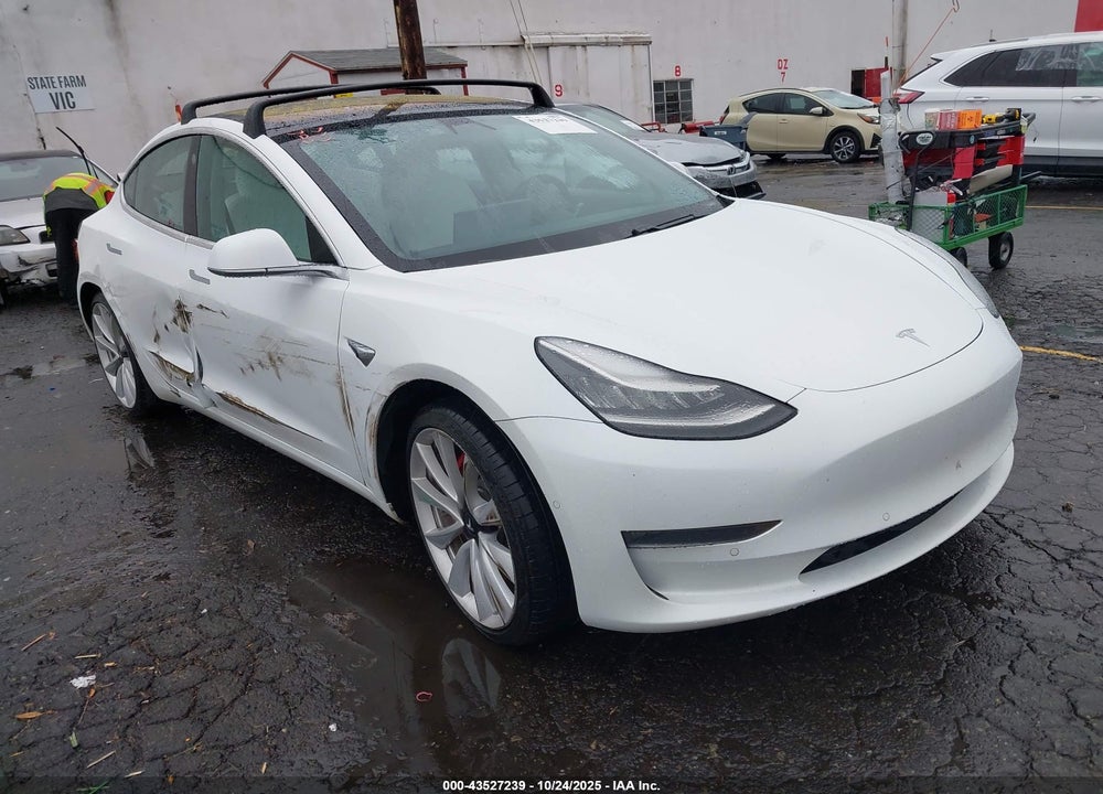 2018 TESLA MODEL 3 LONG RANGE/PERFORMANCE VIN: 5YJ3E1EB8JF081475