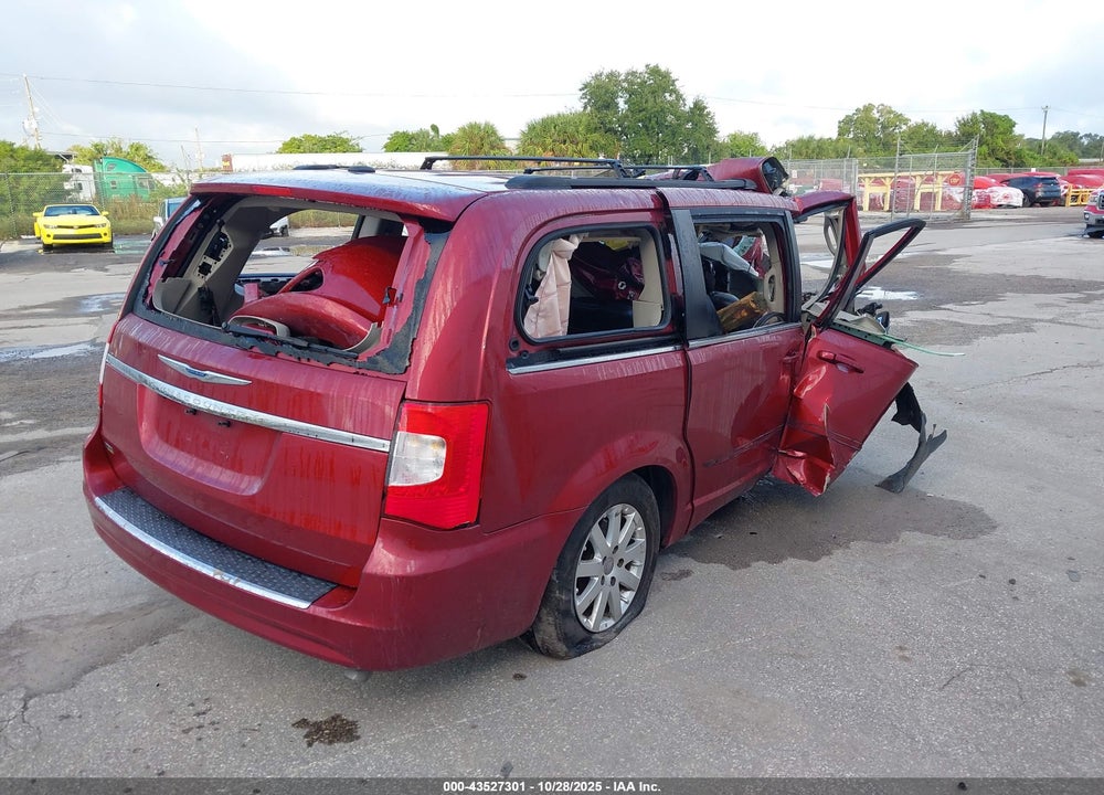 2014 CHRYSLER TOWN & COUNTRY TOURING VIN: 2C4RC1BG8ER247861