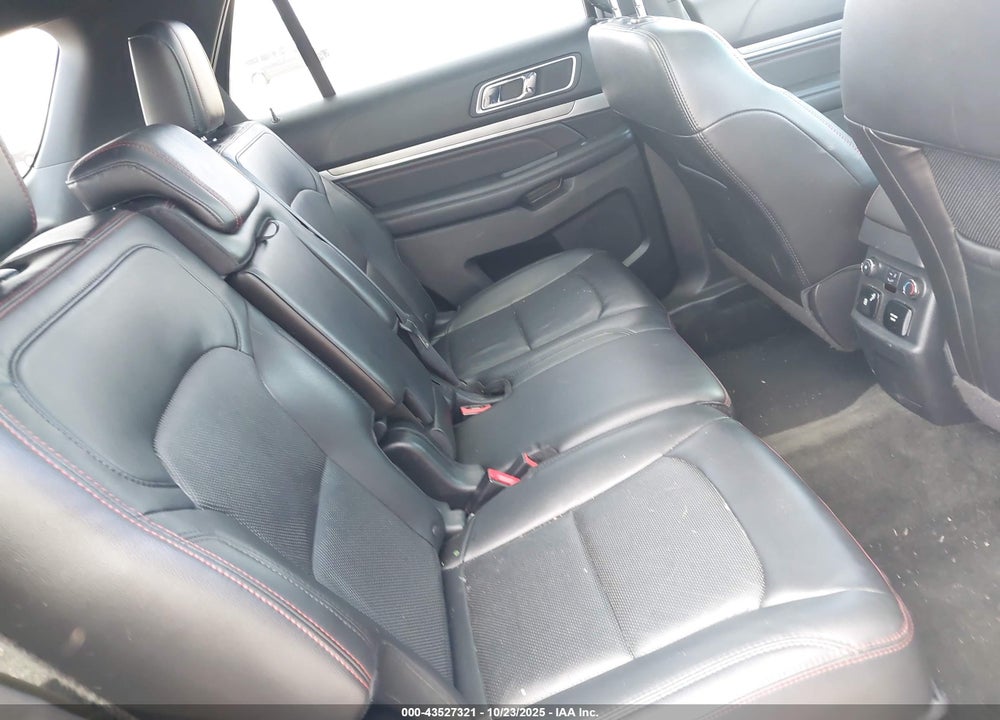 2016 FORD EXPLORER SPORT TRAC VIN: 1FM5K8GT4GGC84650