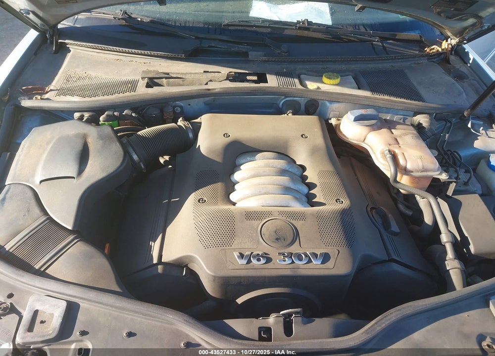 2003 VOLKSWAGEN PASSAT GLX VIN: WVWRH63B13P340236
