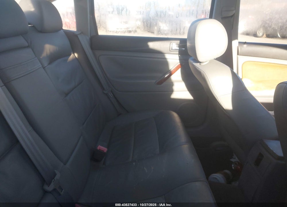 2003 VOLKSWAGEN PASSAT GLX VIN: WVWRH63B13P340236