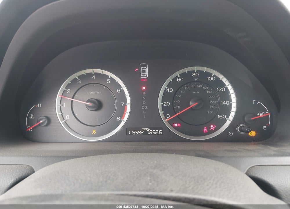 2011 HONDA ACCORD VIN: 1HGCS1B89BA016616