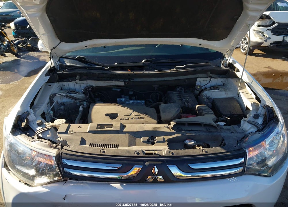 2014 MITSUBISHI OUTLANDER VIN: JA4AD3A37EZ013280