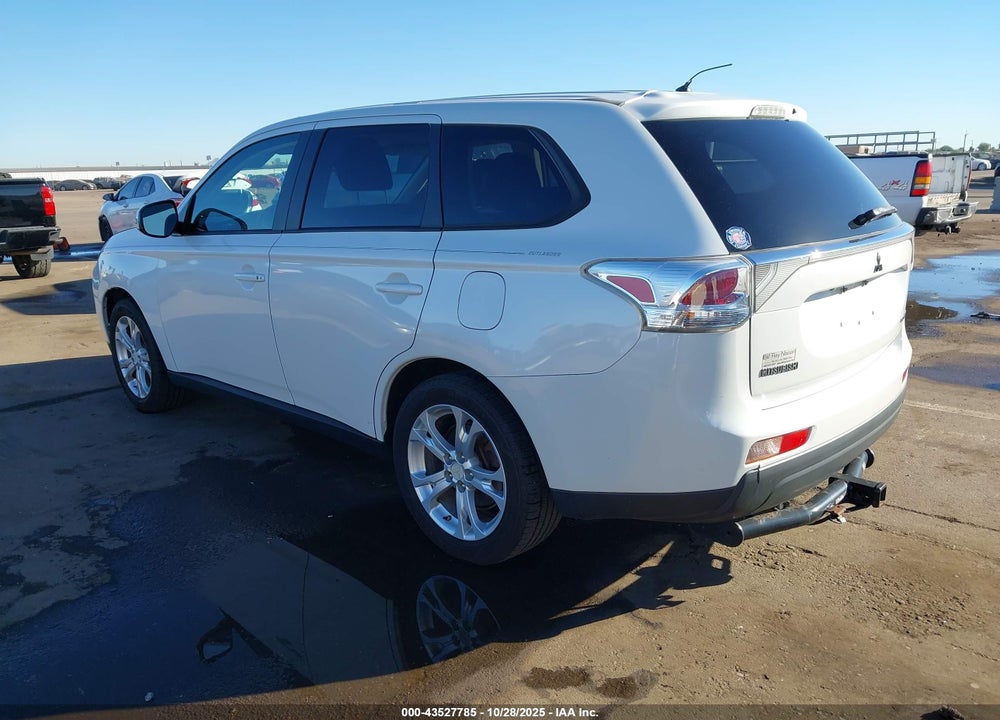 2014 MITSUBISHI OUTLANDER VIN: JA4AD3A37EZ013280