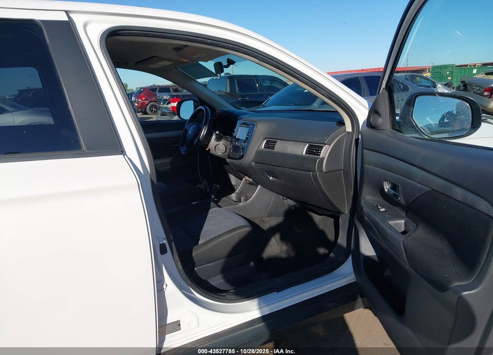 2014 MITSUBISHI OUTLANDER VIN: JA4AD3A37EZ013280