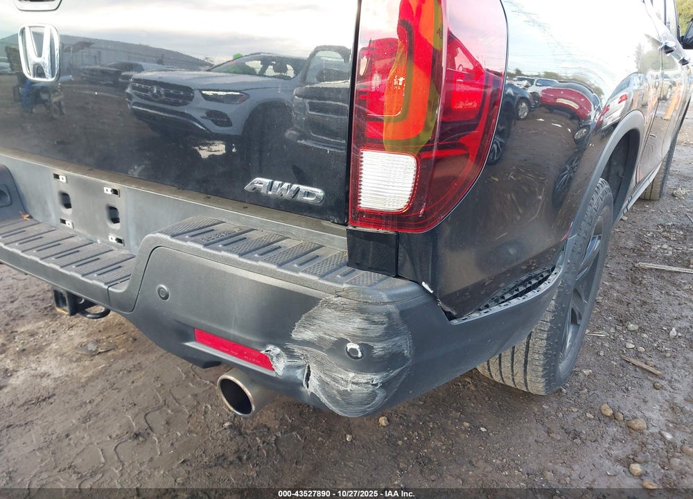 2021 HONDA RIDGELINE VIN: 5FPYK3F82MB022804