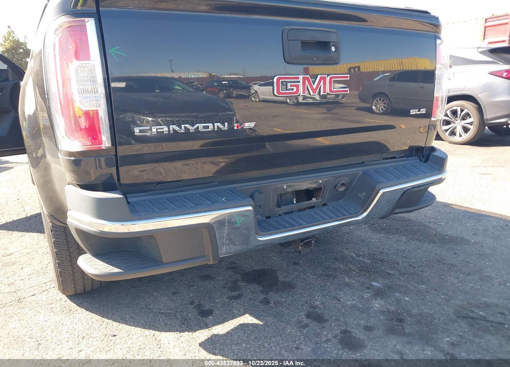 2020 GMC CANYON 2WD SHORT BOX SLE VIN: 1GTG5CEN2L1241059