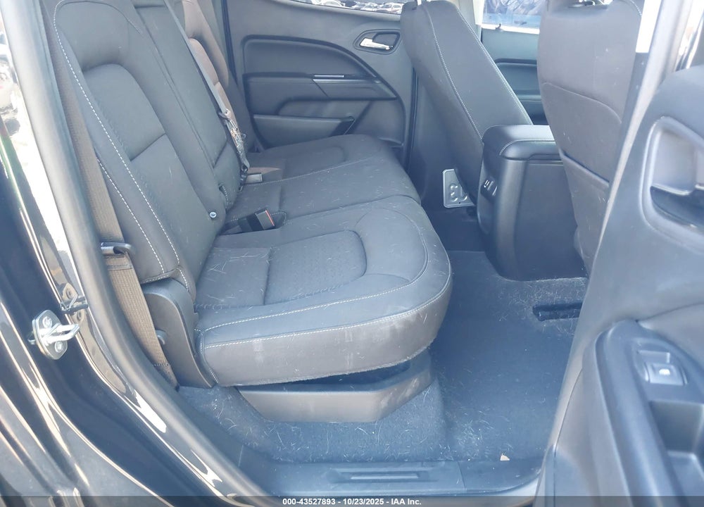 2020 GMC CANYON 2WD SHORT BOX SLE VIN: 1GTG5CEN2L1241059