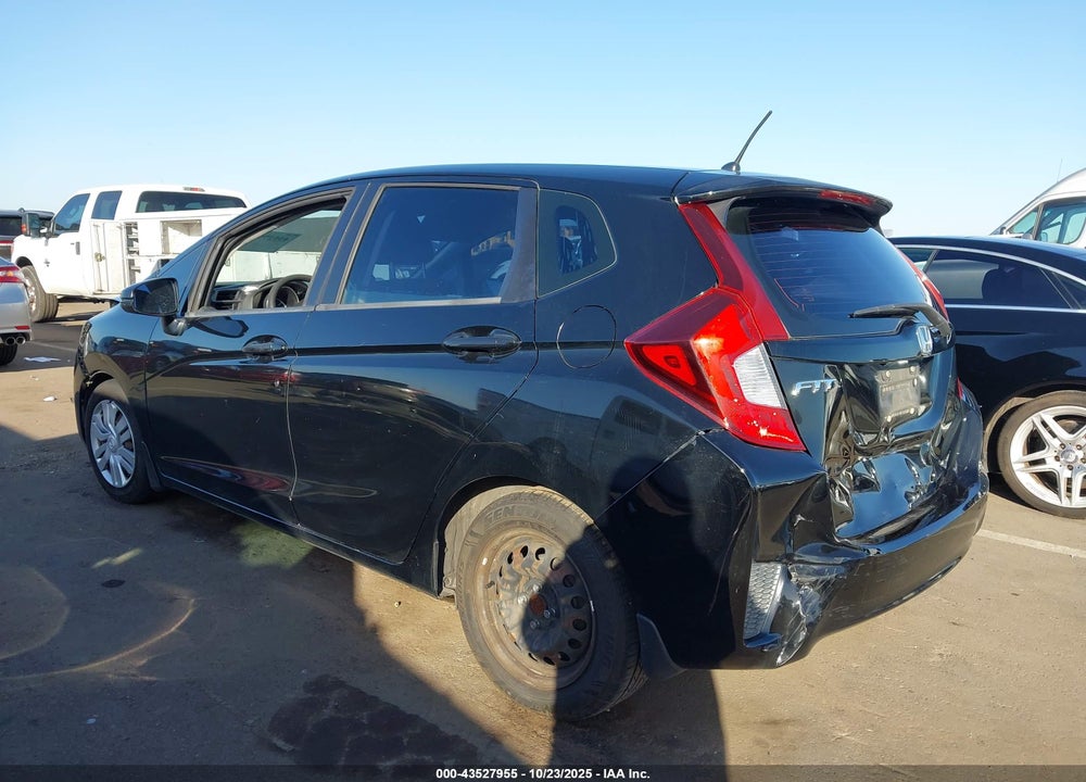 2015 HONDA FIT LX VIN: 3HGGK5H53FM779777
