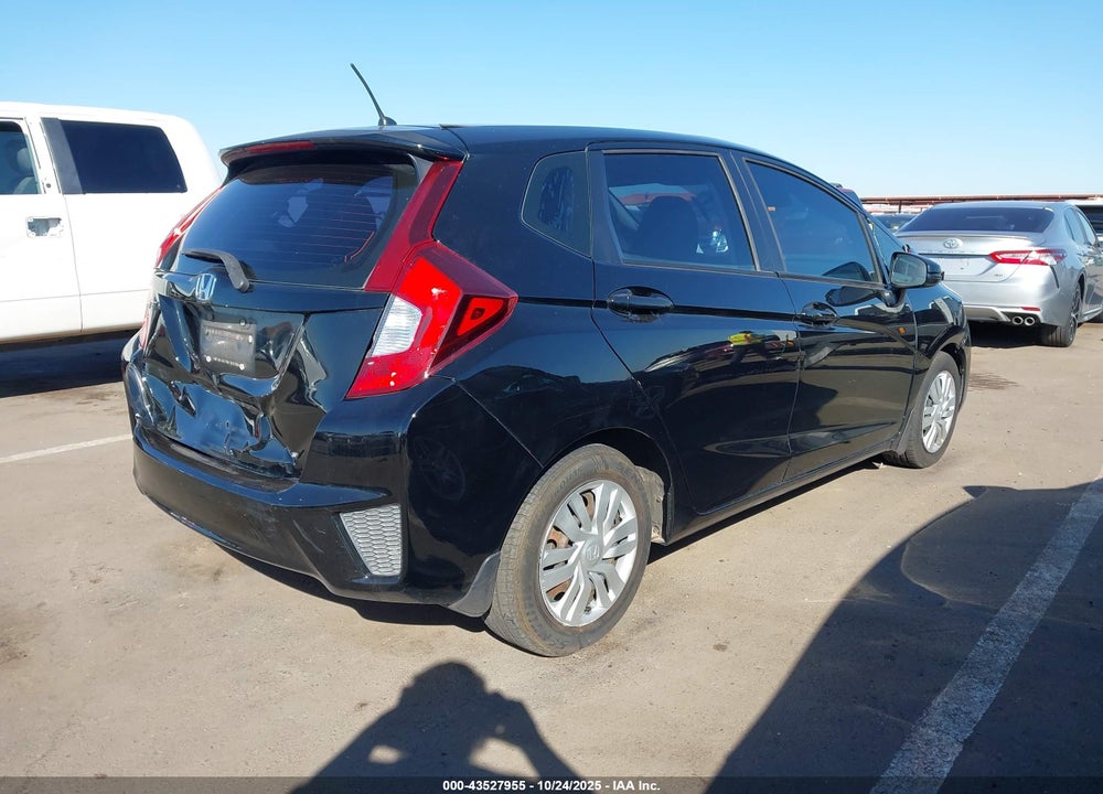 2015 HONDA FIT LX VIN: 3HGGK5H53FM779777