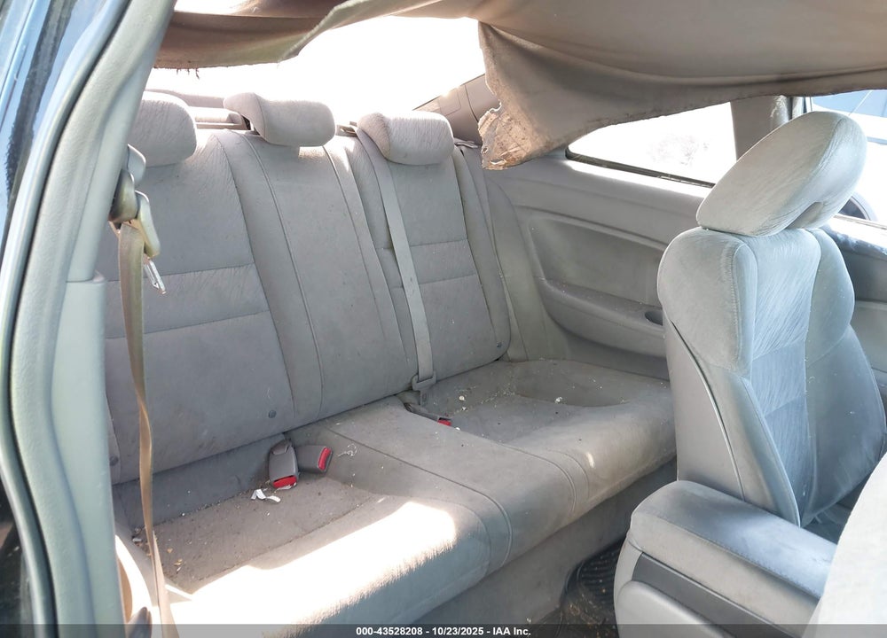 2007 HONDA CIVIC LX VIN: 2HGFG11667H503716