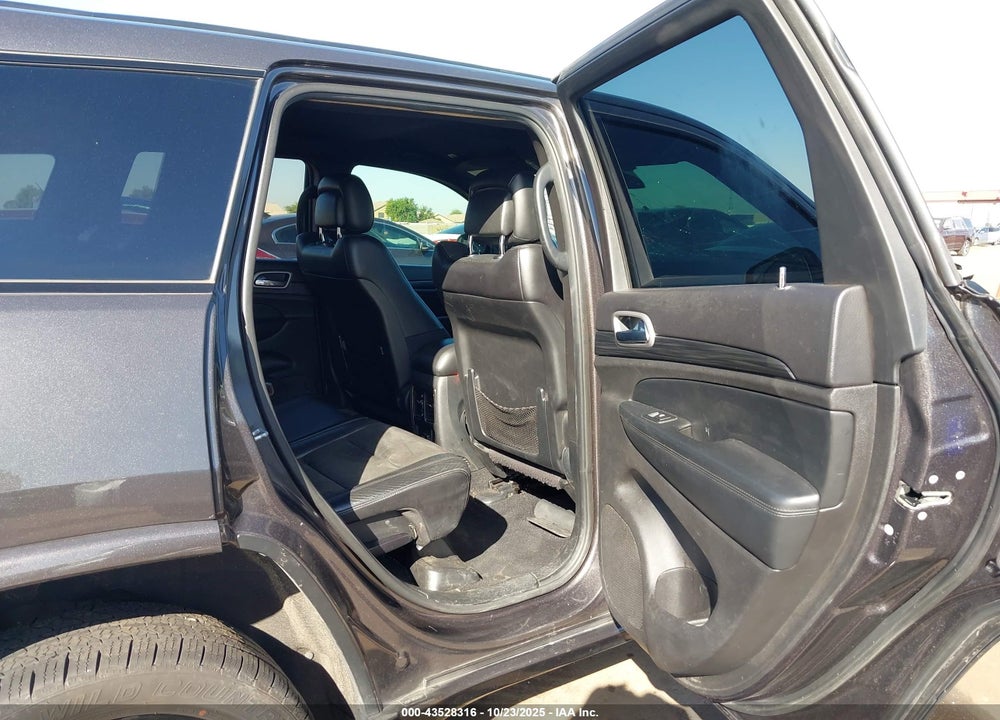 2021 JEEP GRAND CHEROKEE VIN: 1C4RJFAG0MC562973