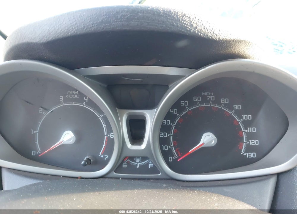 2011 FORD FIESTA VIN: 3FADP4EJ9BM195835