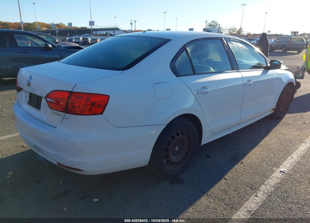 2012 VOLKSWAGEN JETTA 2.5L SE VIN: 3VWDP7AJ3CM107944