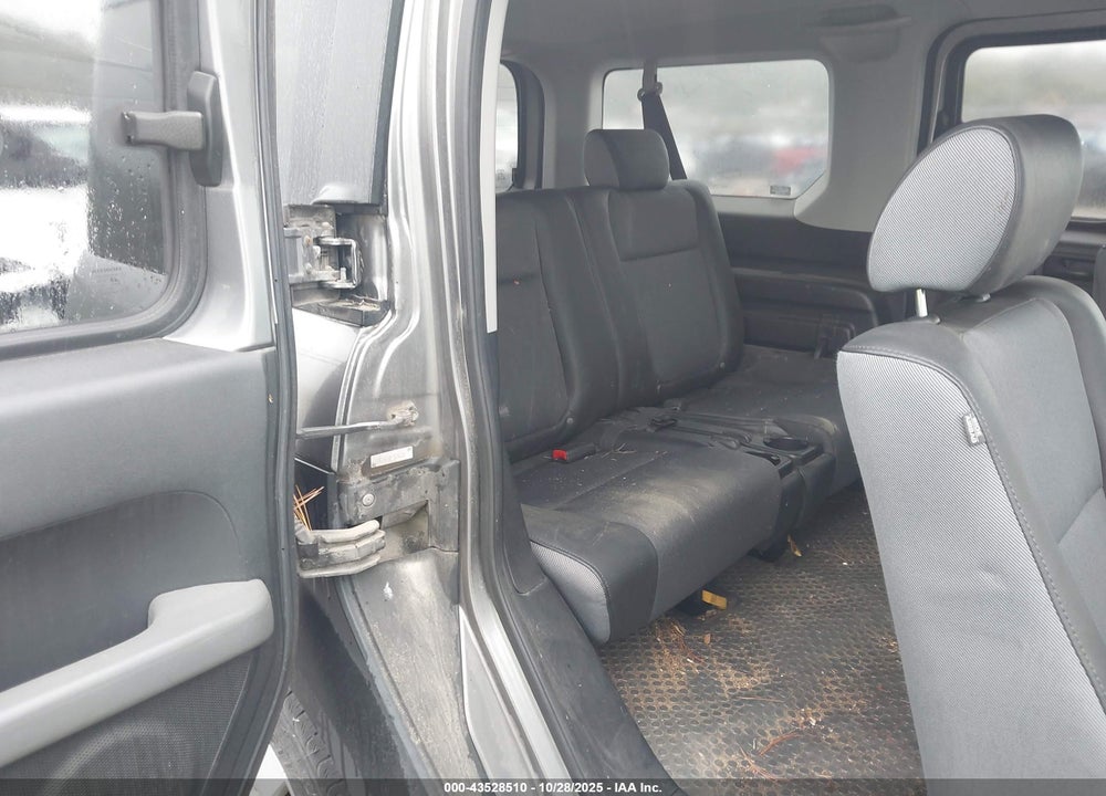 2005 HONDA ELEMENT EX VIN: 5J6YH18655L003101