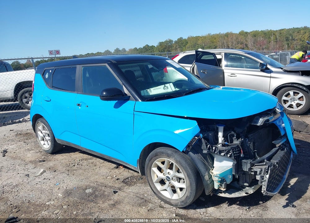 2023 KIA SOUL S VIN: KNDJ23AU4P7210524
