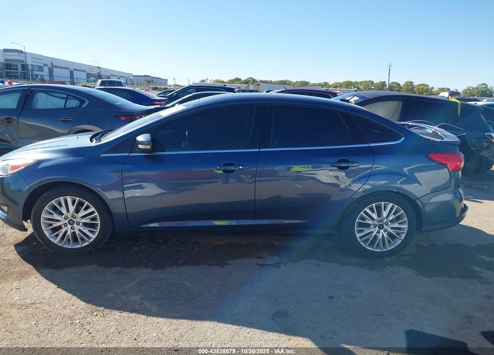 2018 FORD FOCUS VIN: 1FADP3J29JL233086